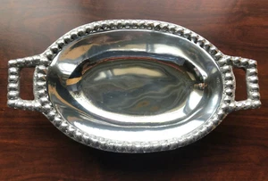 Bandeja de metal ovalada tono plata pulido borde con cuentas asas cuadradas México 11 7/8" - Imagen 1 de 11