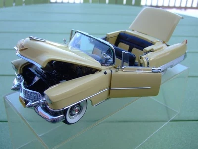 Cadillac El Dorado 1954 convertible escala 1/24 Danbury como nuevo--EXCELENTE-- Foto 1 de 4
