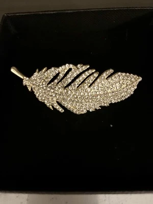 Art Deco Inspired Crystal Brooch Gold Toned Feather Beautiful New & Boxed - Image 1 of 4