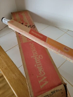 4 Vintage FS20T12 Westinghouse Fluorescent SUN Lamp 24" Bulb - Image 1 of 4