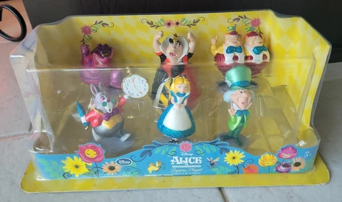 NEW DISNEY ALICE IN WONDERLAND FIGURINE 6 FIGURE SET QUEEN MAD HATTER RABBIT a72 Cover