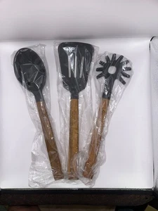 Pampered Chef Silicone & Wood Utensil Set #100219 – New in the Box - Picture 1 of 3