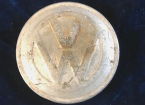 Volkswagen VW Gas Cap Emblem Vintage 1956-1960 ? OVAL BEETLE GHIA - Picture 1 of 12