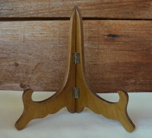 1 SMR Gold Painted Wood w/ Metal Hinges Tabletop Photo Artwork Display Easel - Picture 1 of 7