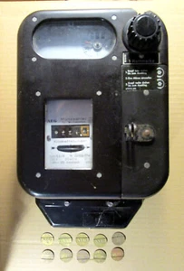 AEG Münzzeitzähler / Münzautomat für Wertmarken Wechselstrom 1 kWh 600 Umdreh. - Bild 1 von 15