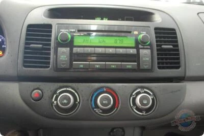 Brazo de control inferior delantero izquierdo usado delantero se adapta a: Toyota Camry 2005 delantero izquierdo Foto 1 de 4