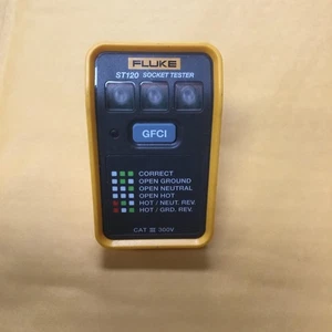 Fluke CAT3 300V ST120 Socket Tester (GFCI) - Picture 1 of 2