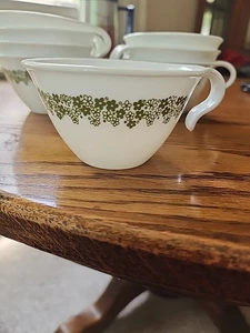 Set of 8 Corelle CRAZY DAISY Spring Blossom Hook Handle Coffee/Tea Cups Green - Picture 1 of 6