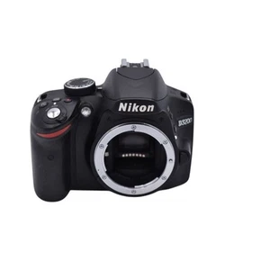 Nikon D3200 DSLR Camera Body, Black {24.2MP} (For Parts/Repair) - Picture 1 of 6