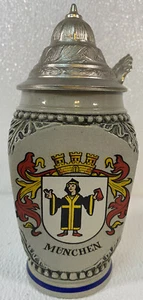 King Beer Stein Mug Pewter Lid Hand Made Hand Painted. Chipped On One Side - Picture 1 of 9