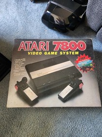 Atari 7800 Video Game System Console with 4 Controllers 48Game  Cartridge tested