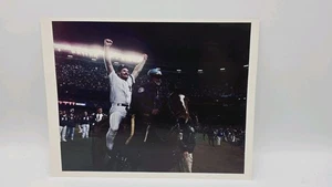 Yankees Wade Boggs 8.5x11" Wire Photo-1996 New York Newsday-Stamp on Rear-RARE - Picture 1 of 2