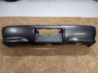 GEO METRO XFI 1993 cubierta de parachoques trasero negro 1989-94 "recogida local sin envío" Foto 1 de 4