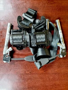 2020-2022-2022-2023 -2024 Ford Escape Front Seat Belts W. Pretensions (black) - Picture 1 of 6