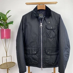 Chaqueta de pesca acolchada de cera negra BARBOUR (M/L) 'Angler' Spey D anillo muestra para hombre - Imagen 1 de 16