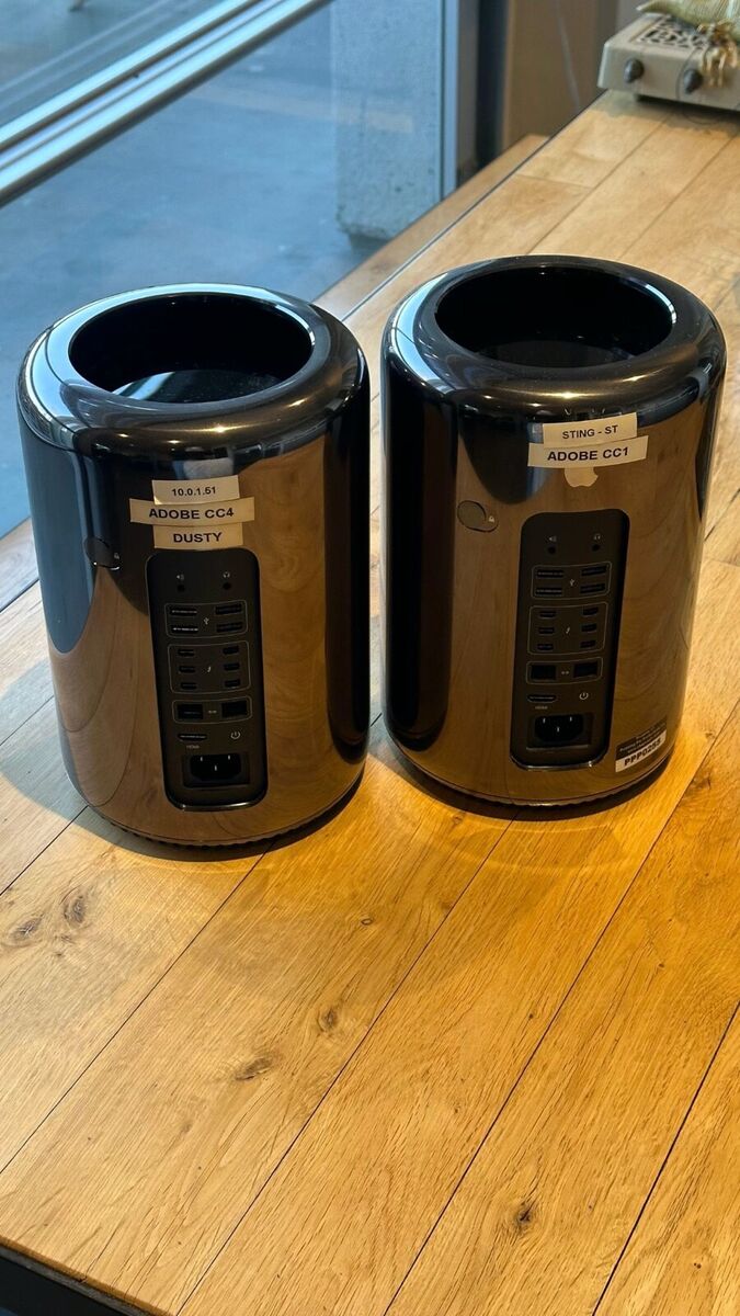 Apple Mac Pro Intel Xeon 64 GB RAM Apple Desktops & All-In Apple Mac Pro Intel Xeon 64 GB RAM Apple Desktops & All-In