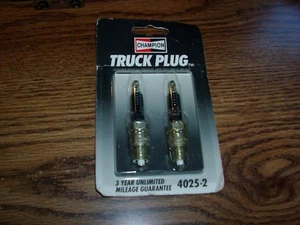 Champion Spark Plug 4025 Spark Plug Package of 2 - Foto 1 di 2