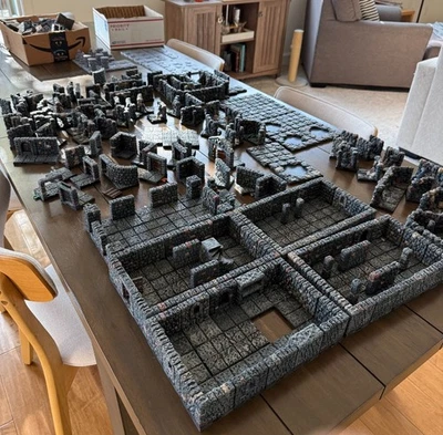 D&D terrain Huge lot 300+ tiles of dragon lock 3d dungeon tiles - Image 1 of 4