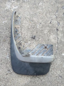 98-03 Nissan Pathfinder Driver Rear Mudflap Mud Flap - Silver - Picture 1 of 10