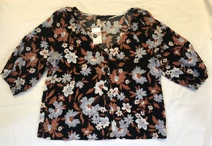 NWT Sanctuary Women’s XL Extra Large 3/4 Sleeve V-Neck Top Blouse Navy Floral - Picture 1 of 7