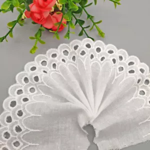 3.1"/8cm Broderie Anglaise White Lace Trim Cotton Eyelet Sewing Craft by yard - Picture 1 of 4