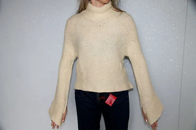 Suéter Pretty Big Merino Extra Fino Crema M & F Girbaud Talla M Precio Tienda Foto 1 de 3