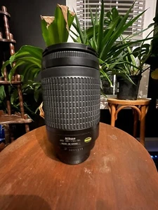 Nikon ED AF Nikkor 70-300mm 1:4-5.6 G Lens -Used Good Condition - Picture 1 of 3