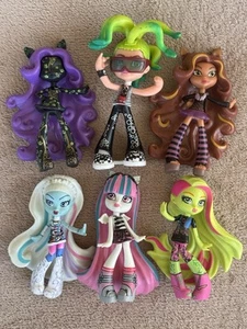 Monster High Doll Vinyl Figure Rochelle Goyle, Venus, Clawdeen, Deuce & Abbey - Picture 1 of 8