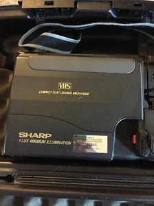 Sharp Slim Cam Camcorder Model VL-L390U Vintage Zoom I2 Hard Case Untested - Picture 1 of 9