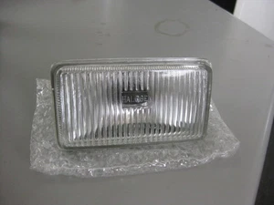 Volvo 760 85-89 Fog Light Insert (New) 13423934 - Picture 1 of 2