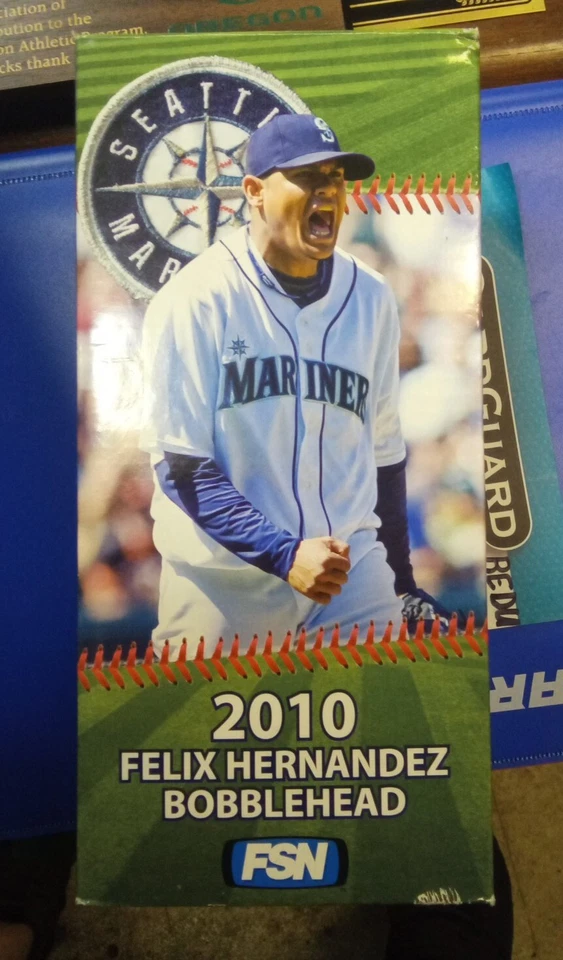 Felix Hernandez Seattle Mariners Stadium Bobblehead Root Sports 2010  Foto 1 de 4