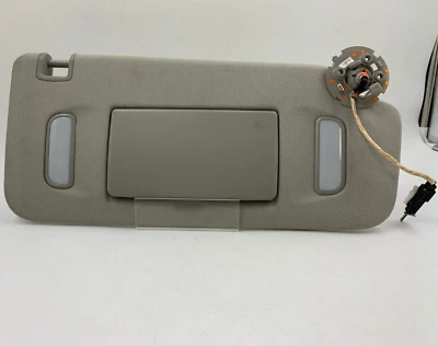 Parasol de pasajero Buick Encore 2013-2021 gris iluminado OEM A01B26032 Foto 1 de 4