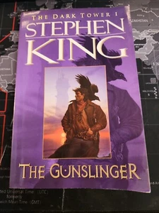 The Gunslinger (The Dark Tower, Book 1) by Stephen King Paperback Good Condition - Picture 1 of 5