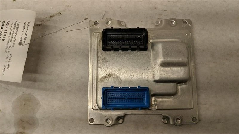 Chevrolet Spark Engine ECM 2306946 2019 Foto 1 de 4