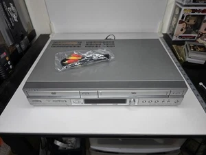 Sony SLV-D550P DVD-Player/VHS-Recorder ohne Fernbedienung getestet - Bild 1 von 6