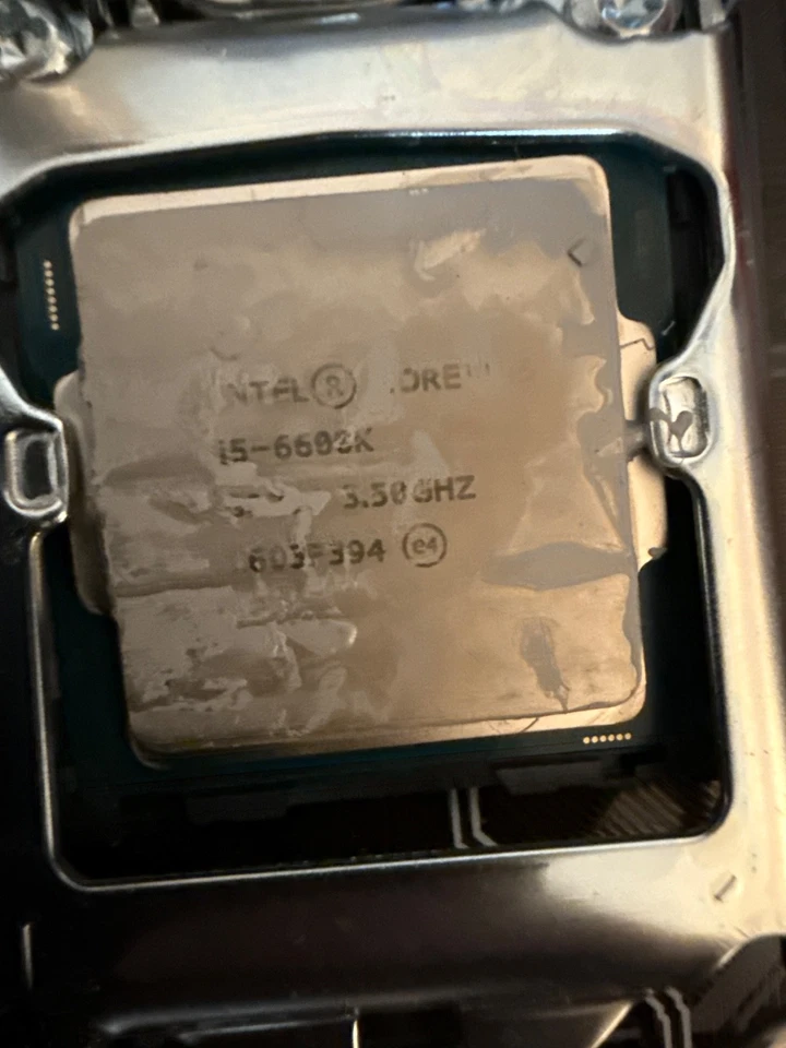 CPU i5-6600k usada  Foto 1 de 1