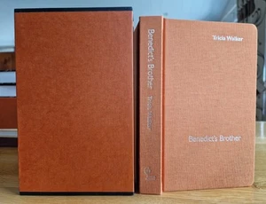 FOLIO SOCIETY TRICIA WALKER BENEDICT'S BROTHER SIGNED LIMITED EDITION SLIPCASE - Foto 1 di 4