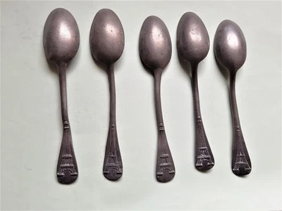 5 petites cuillères étain décor Tour Eiffel XIXe - Photo 1/4