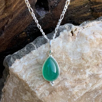 Brillante Verde Onice Gemma 925 Argento Sterling Fatto a Mano Ciondolo S-38 - Immagine 1 di 4