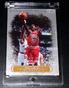 Michael Jordan 2007 UD Award Winners Insert HOF with NEW CASE    - Picture 1 of 3