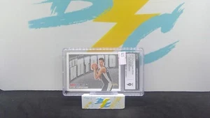 Victor Wembanyama 2023 Panini Hoops ROOKIE GREETINGS CARD #1 CGC graded MINT 9 - Bild 1 von 3