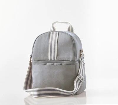 Nuevo bolso extractor de leche clásico Pottery Barn Kids correa gris y blanca  Foto 1 de 4