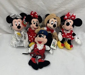 Disney Store Bean Bag Plush Lot of 5 Minnie Mouse New With Tags - Picture 1 of 3
