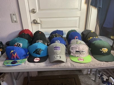 Lote de 20 sombreros New Era 59Fifty, 39Thirty, 9Forty, OSFA equipos mixtos - Foto 1 de 4