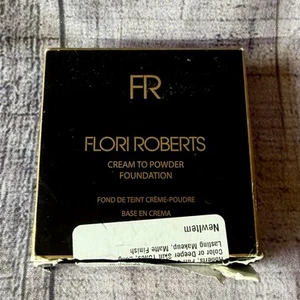 Flori Roberts Creme zu Puder Foundation Sand - 0,30 oz (8,5 g) Neu im Karton - Bild 1 von 3