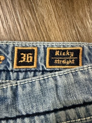 Pantalones de mezclilla para hombre Rock Revival 36x32 Ricky rectos Foto 1 de 4