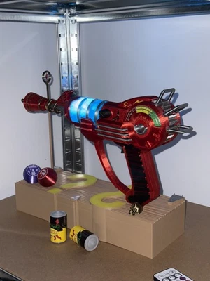 Raygun Call Of Duty Black Ops 1:1 + Stand - Immagine 1 di 4