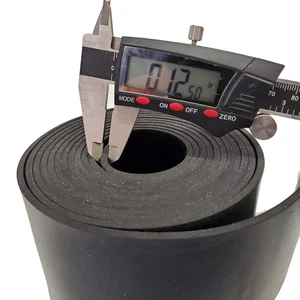 0,125 Zoll (1/8 Zoll) dick x 18 Zoll breit x 36 Zoll lang - Neopren Gummiplatte Handelsqualität - Bild 1 von 12