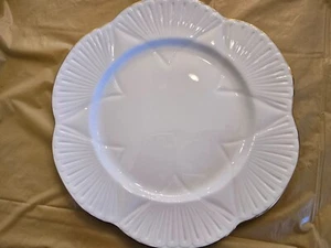 Shelley Gold Rimmed Scalloped Edged Dessert plate 8 1/4" 12 available - Picture 1 of 4