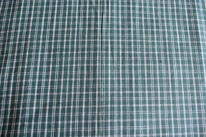 GREEN & WHITE PLAID 100% COTTON FABRIC 26X43 INCHES - Picture 1 of 2